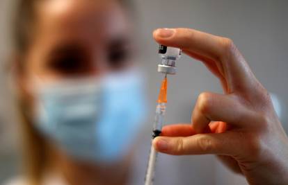 U Njemačkoj cijepljeno milijun ljudi, u Britaniji 3,6 milijuna