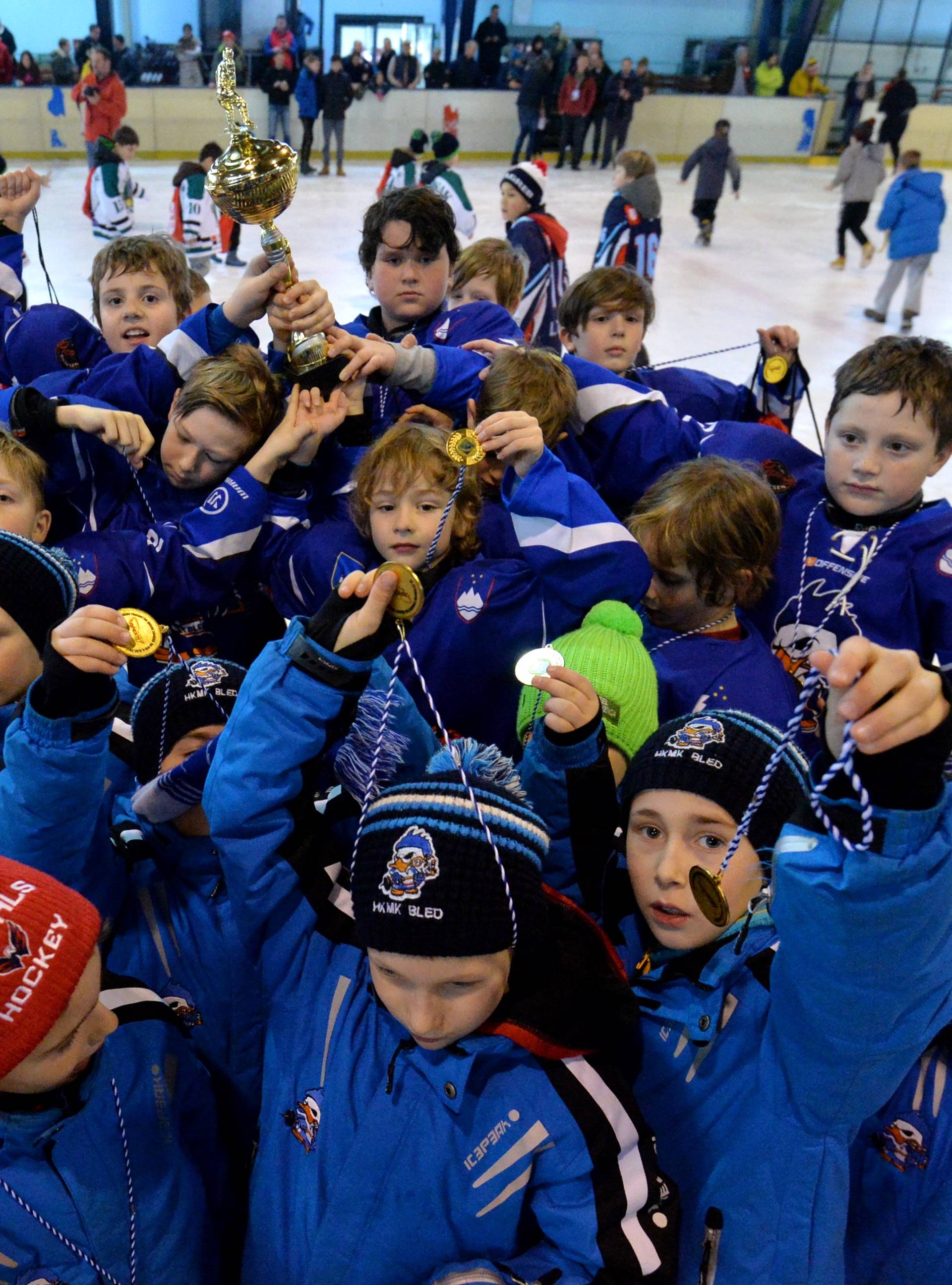 Mali hokejaši osvajaju Zagreb, a apsolutne zvijezde su Lavice