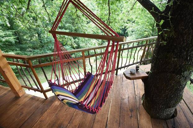FOTO Ako trebate potpuni reset: Kućica na drvetu uz Mrežnicu nudi odmor za um i tijelo
