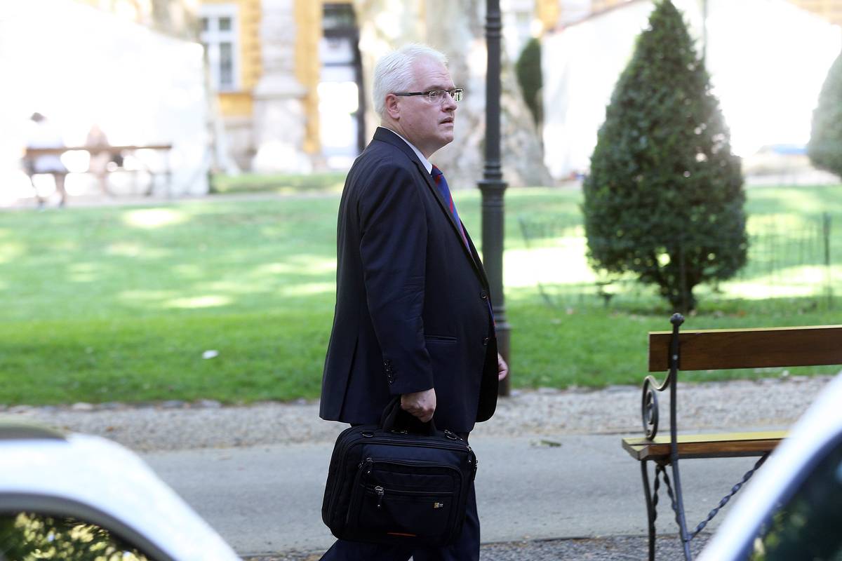 Josipović i Perković svjedočili na suđenju bivšim agentima?