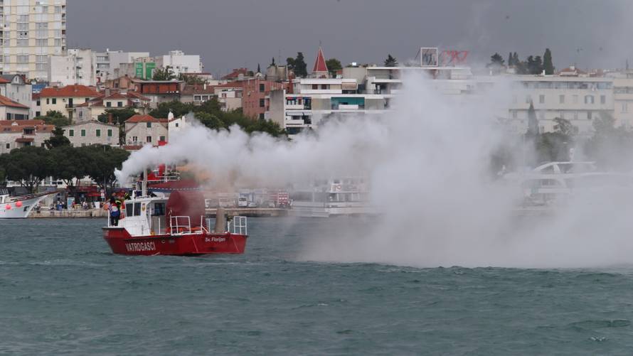 Prisjetite se čudesnog dočeka uz mali 'milijun' fotki i videa