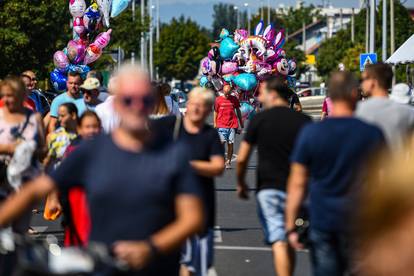 Blagdan u Stenjevcu: Građani na misnom slavlju i proštenju