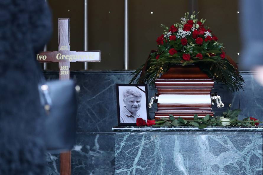 Oproštaj od oca uz tamburaše: Marko je jedva susprezao suze