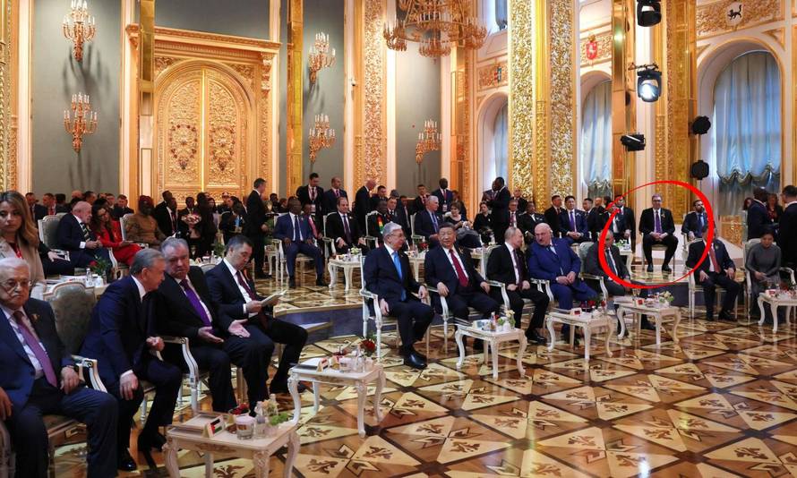 'Evo koliko vrijedi ludi srpski diktator': Oporba ismijava gdje su Vučića smjestili kod gazde