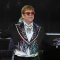 Elton John prije skoro 50 godina poklonio cvijeće obožavateljici, a ona ga sad prodaje na aukciji