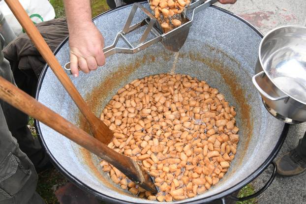 Grubišno Polje: Druga Čvarkijada privukla je veliki broj posjetitelja