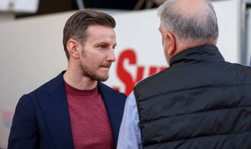 Rakiti&cacute;: Bilo bi lak&scaron;e kada bi s igra&ccaron;ima u pregovorima pri&ccaron;ali o stadionu, a ne moru i otocima