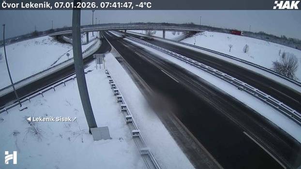 FOTO Autoceste diljem Hrvatske zametene snijegom, pogledajte