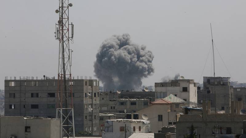 Vlasti Gaze: U novim izraelskim napadima ubijeno najmanje 11 osoba. Ljudi umiru od gladi...