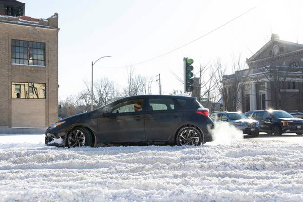 Winter storm expected across central and eastern U.S.