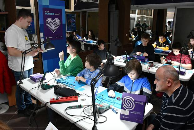 Slavonski Brod: Student strojarstva i brodogradnje Roko Lukenda organizira IT radionice za mlade