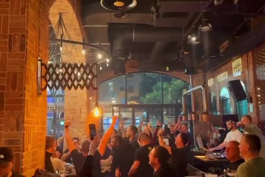 Hrvatski navijači u Podgorici