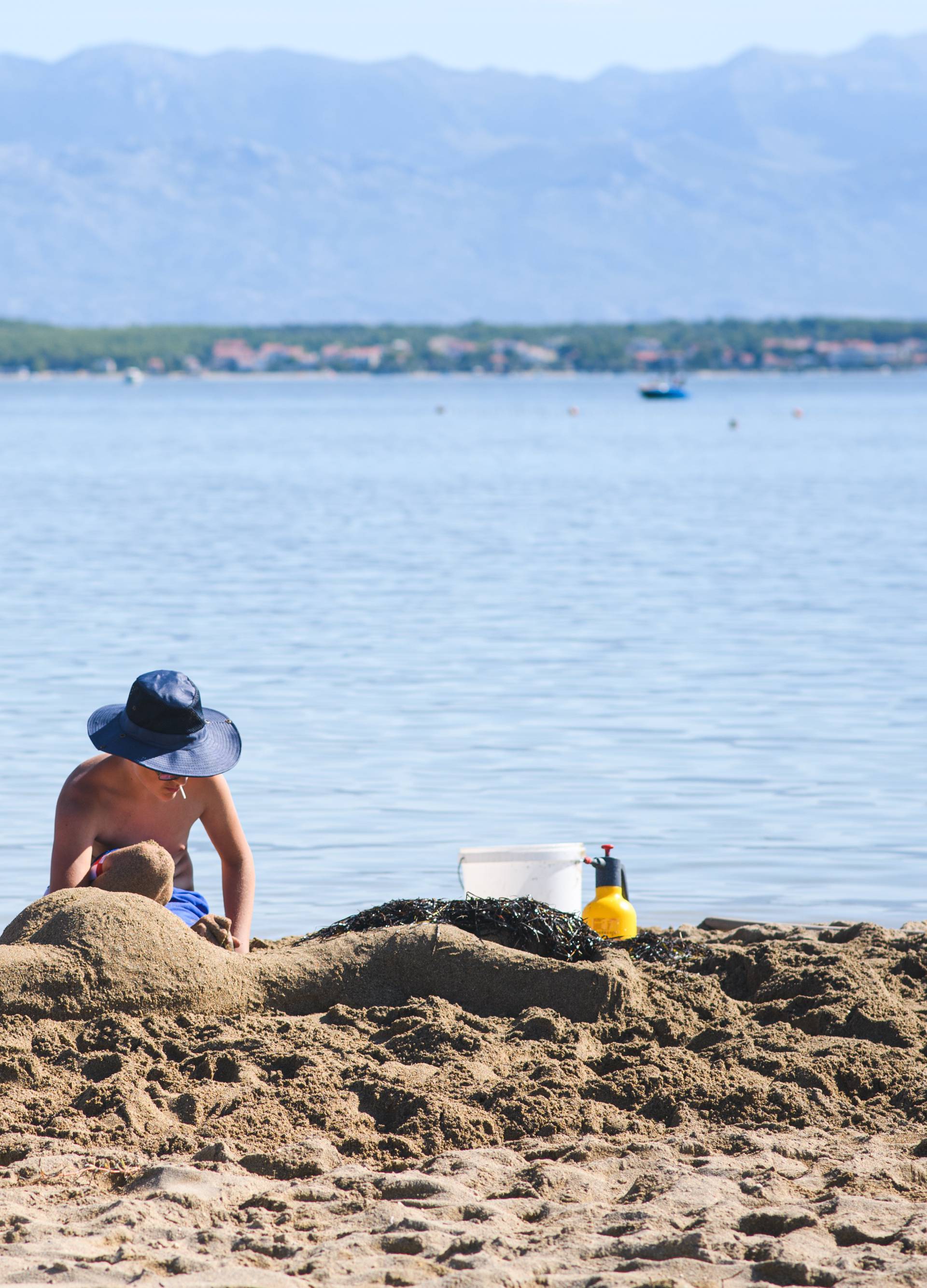 Prekrasne skulpture od pijeska uljepšale poznate plaže u Ninu