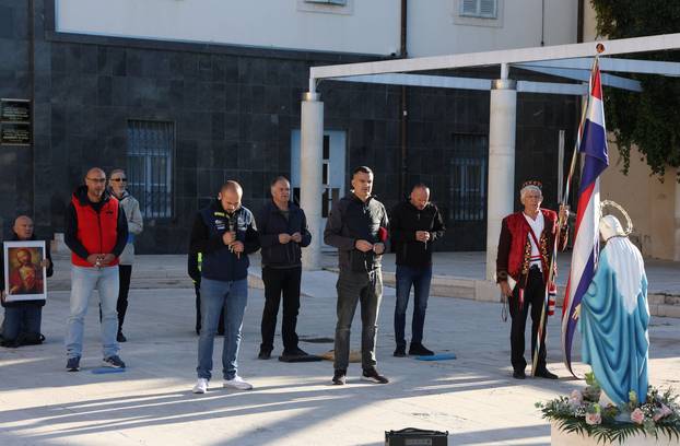 Šibenik: Molitelji na gradskim trgovima prve subote u mjesecu