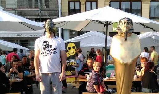 Netko je zapalio pizzeriju Doomsday. Evo kako su ranije vrije&dstrok;ali goste u komentarima