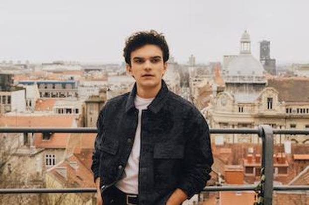 Ovih 10 pjevača i pjevačica su Hrvati najviše 'guglali' u 2024.