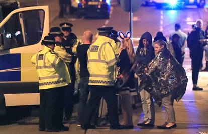 Kaos: Eksplozija na koncertu u Manchesteru, 19 ljudi poginulo