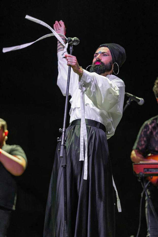 Božo Vrećo nastupio u Osijeku