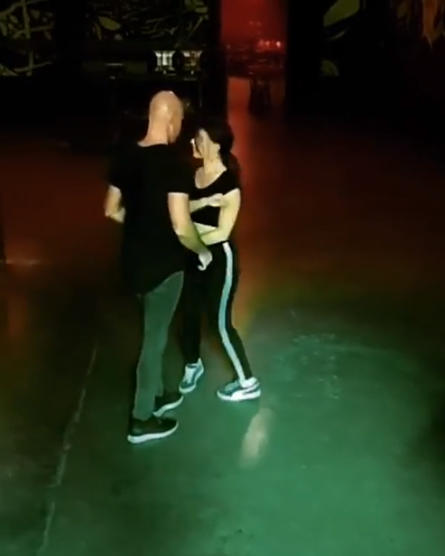 Davor zaružio do jutra: U klubu se razbacao i mrdao bokovima