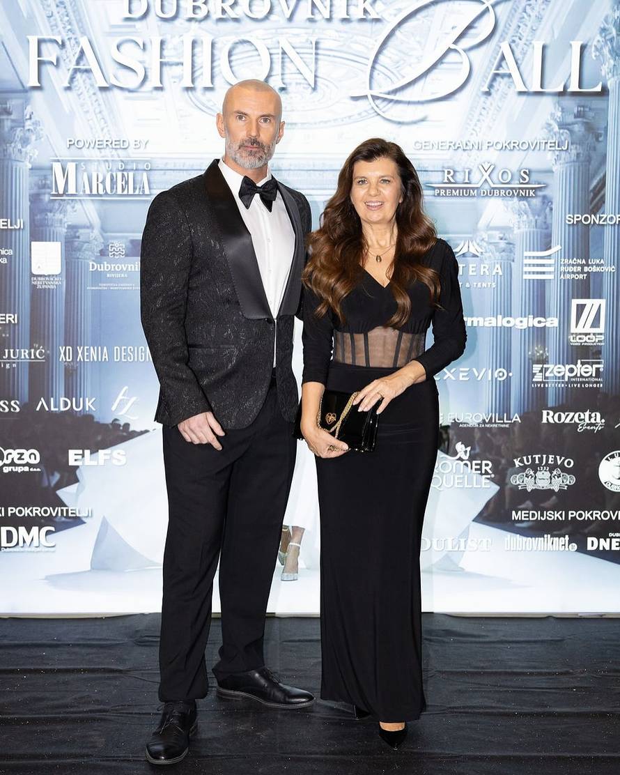 FOTO Haljina Snježane Schillinger na humanitarnoj reviji prodana čak dva puta