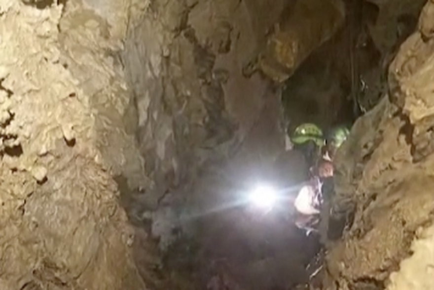 Italija: Spasioci su izvukli speleologicu Ottaviu Pianu (32) živu iz jame Abisso Bueno Fonteno