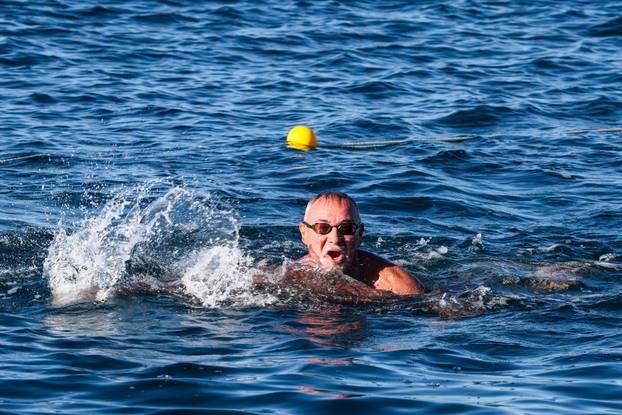 Održana plivačka manifestacija Porečki delfin
