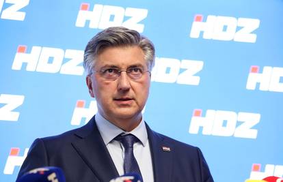 Koji je pravi Andrej Plenković: Onaj koji se ulizuje desnici ili onaj koji se dodvorava ljevici?