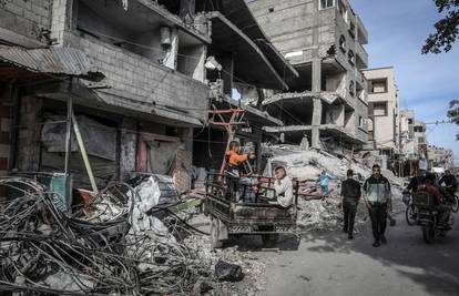 Amerika spustila humanitarnu pomoć u Gazu prvi put iz zraka