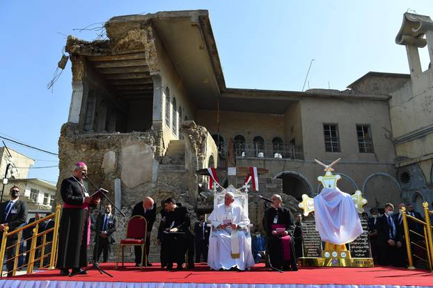 Pope Francis makes a speech at Church square of Hosh al-Bieaa in Mosul Iraq