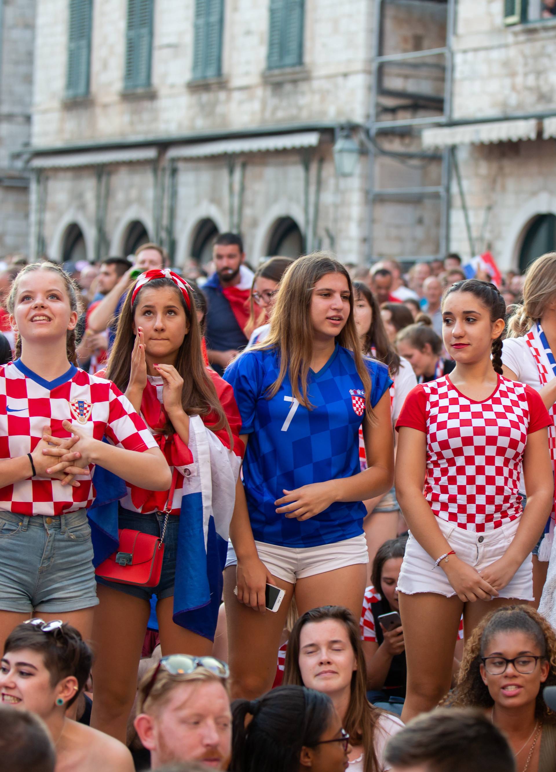 Hrvatska je u finalu SP-a! Pogledajte slavlje u Dalmaciji