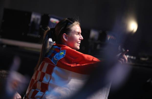 Dugopolje: Thompson održao koncert na prepunom stadionu Hrvatskih vitezova