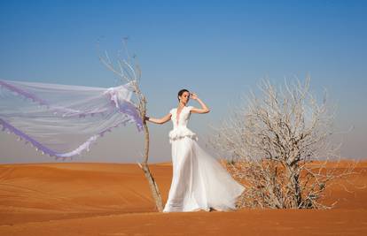 Bajka u pustinji: Mia Kovačić u bridal kolekciji eNVy rooma