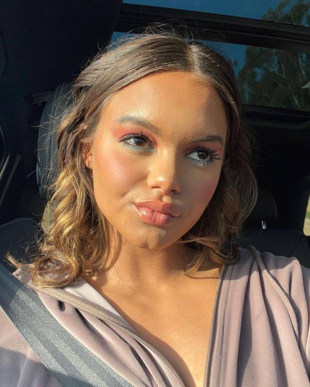 FOTO Tko kaže da je hladno? Ova plivačica podigla je temperaturu brže od radijatora!