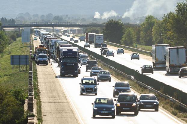 Zagreb: Zbog nesreće na obilaznici stvaraju se kolone 