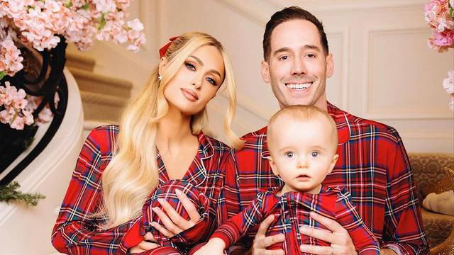 Paris Hilton proslavila je prvi Božić sa sinom i kćeri: 'Nisam ni mogla zamisliti ovakvu sreću...'