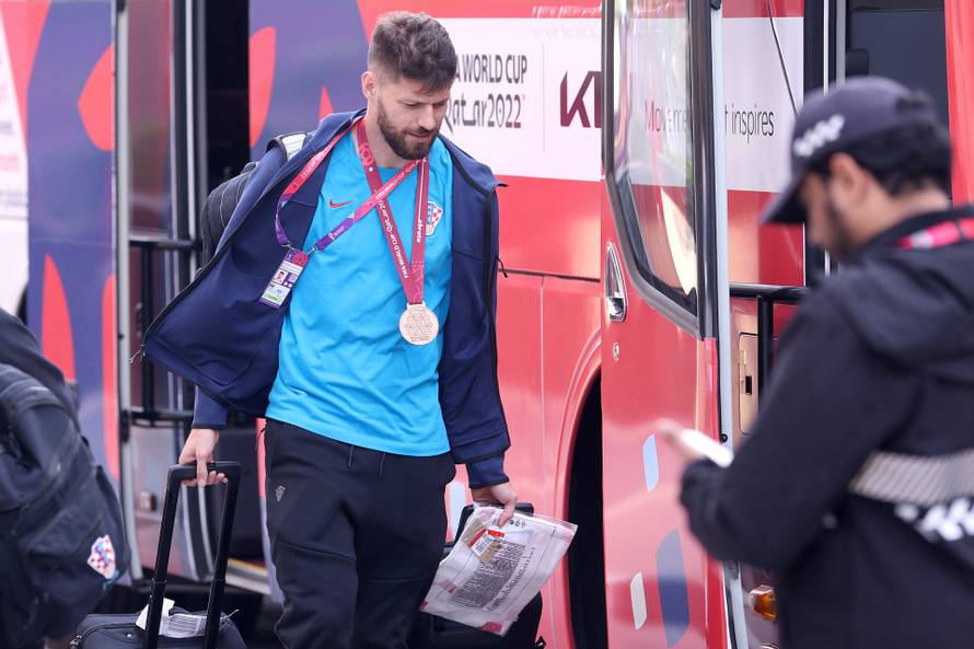 KATAR 2022 Hrvatska nogometna reprezentacija otputovala je iz hotela Hilton Doha prema zračnoj luci