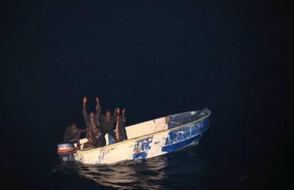 Pokraj Jemena potonula dva broda, poginulo oko 43 ljudi