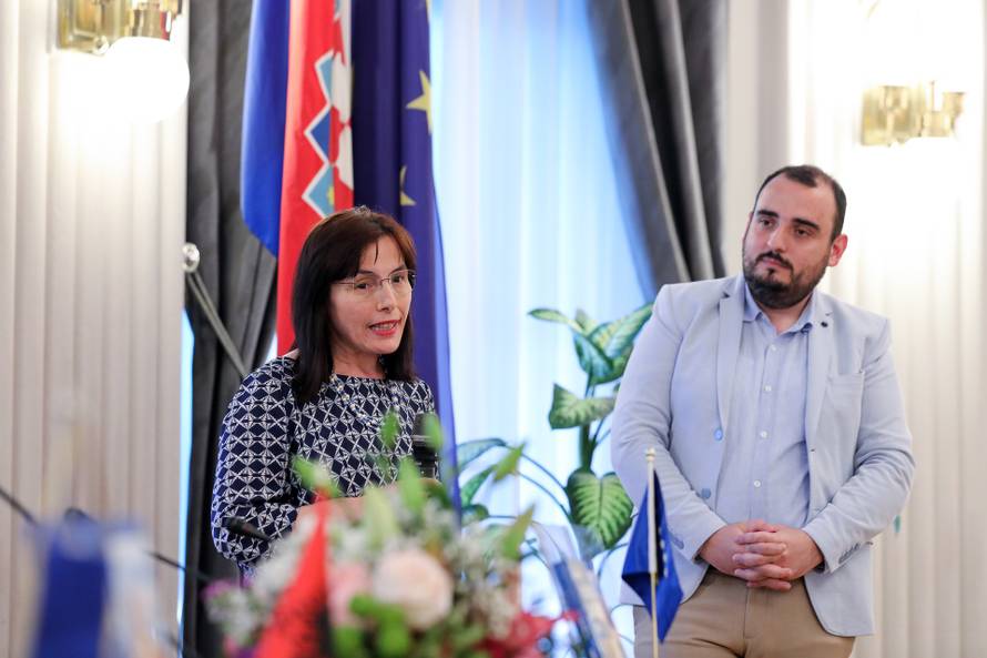 Zagreb:  Promocija knjige Albanci u Zagrebu I. dio 