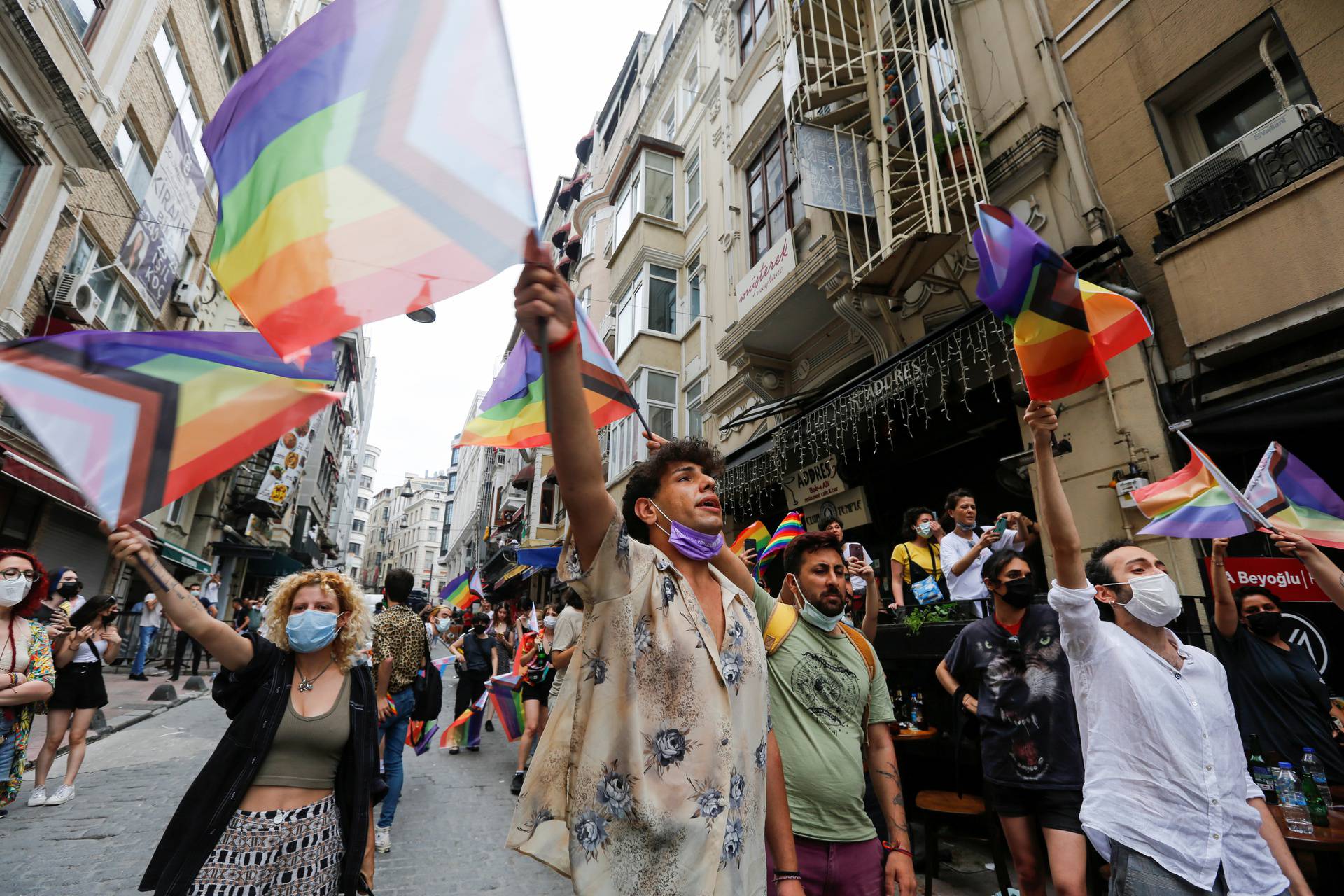 Pride parade banned in Istanbul