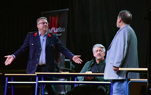 Junaci legendarne Večernje škole svoju turneju započeli u Slavonskom Brodu