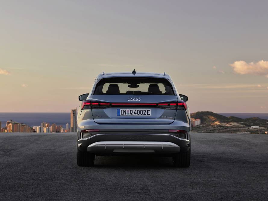 Dva nova impresivna Audija:  Q4 e-tron i Q4 Sportback e-tron