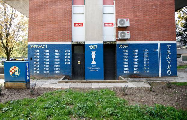 Murali i grafiti Bad Blue Boysa posvećeni Dinamu