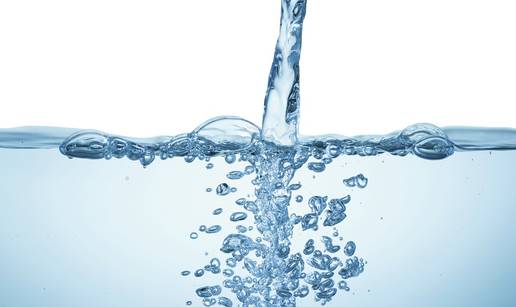 Znate li kako se u EU kategoriziraju vode u boci?