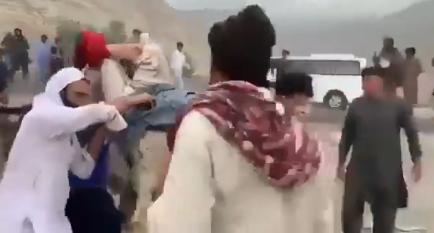 VIDEO Pogledajte trenutak kada je Afganistan 'udario' potres od 6 po Richteru: Raste broj mrtvih