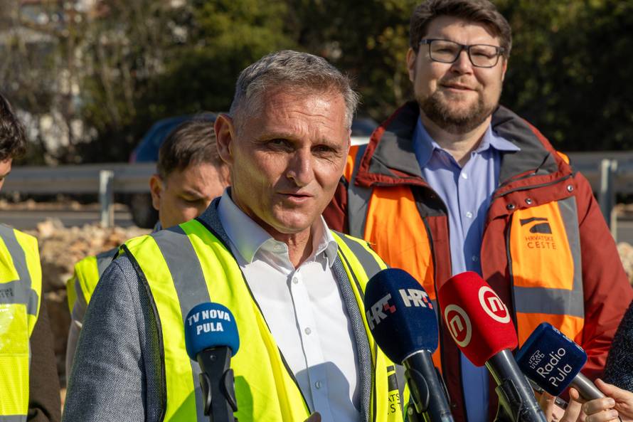 Pula: Ministar Butković obišao je gradilište cesta DC66 i DC75 na dionici Veli vrh-Pula