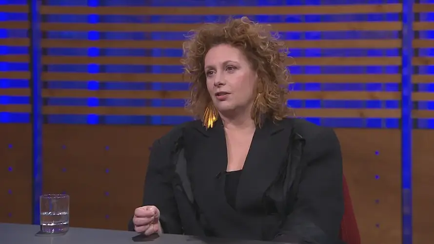 Nina Violić u Nedjeljom u 2: Bila sam sramežljiva u pubertetu. I lice i  uši bi mi se zacrvenjele...