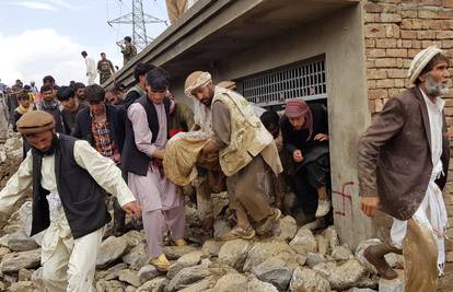 Bujice sjeverno od Kabula su odnijele desetke ljudskih života