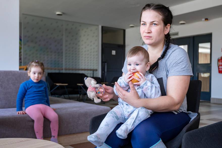 Beba rata: Margarita ima sedam mjeseci i jedva je uspjela pobjeći iz Dnjepra s mamom Janom (28)