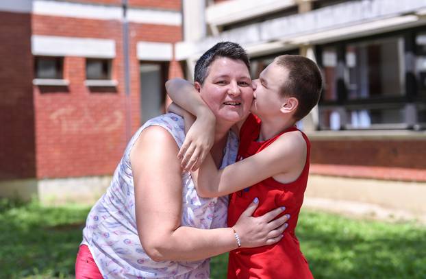 Zagreb: Humanitarka Ljiljana omogućila Kristini i Patriku da odu besplatno na more