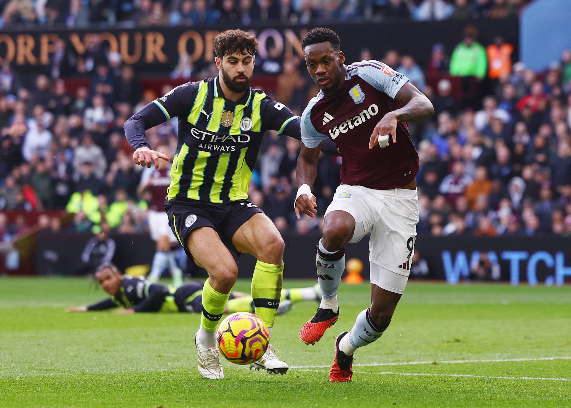 Premier League - Aston Villa v Manchester City